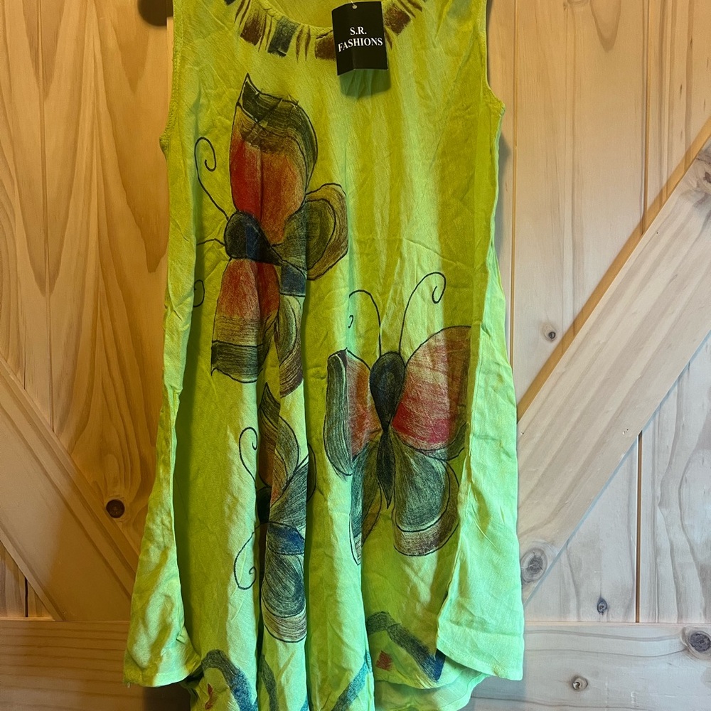 S.L. Fashions Lime Green Artistic Sleeveless Flowy Butterfly Top. NWT Boho Coast